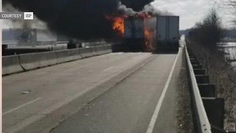 Deadly crash closed I-65 lanes for 11 hours near Seymour