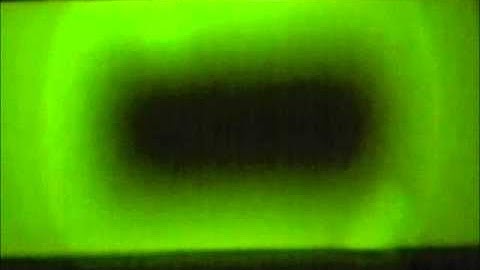 Temperature-driven self-actuated microchamber sealing system for highly integrated microfluidic devi