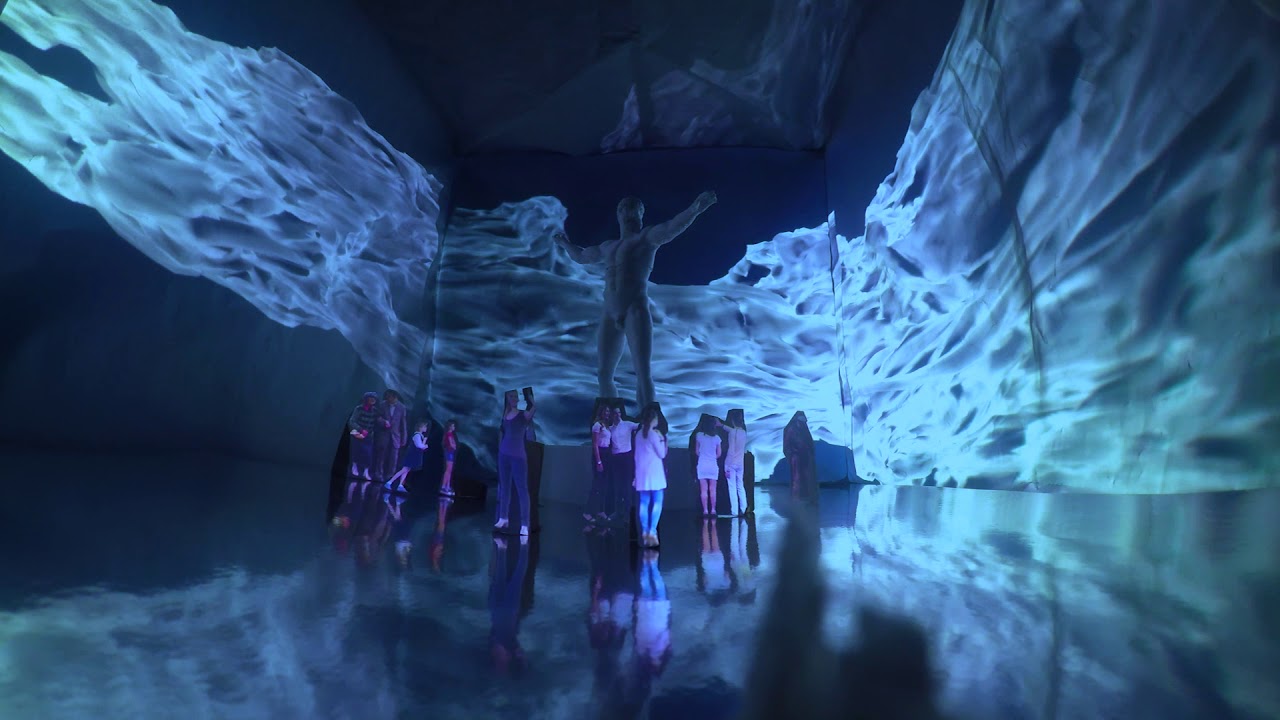 Light Temple - Daniel Besnyo