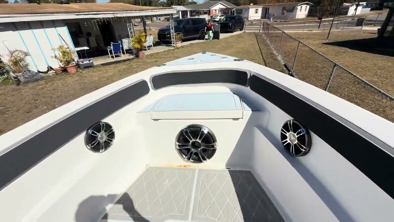 2003 Glasstream 273 GSX