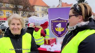 Barwy narodowe. Happening przy Ratuszu w Działdowie