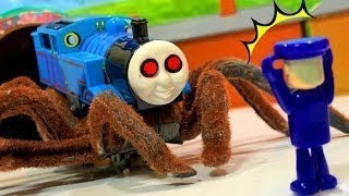 きかんしゃトーマスプラレール トンネル線路におばけ電車カーズマックイーン トミカ Thomas&Friend Ghosttrain