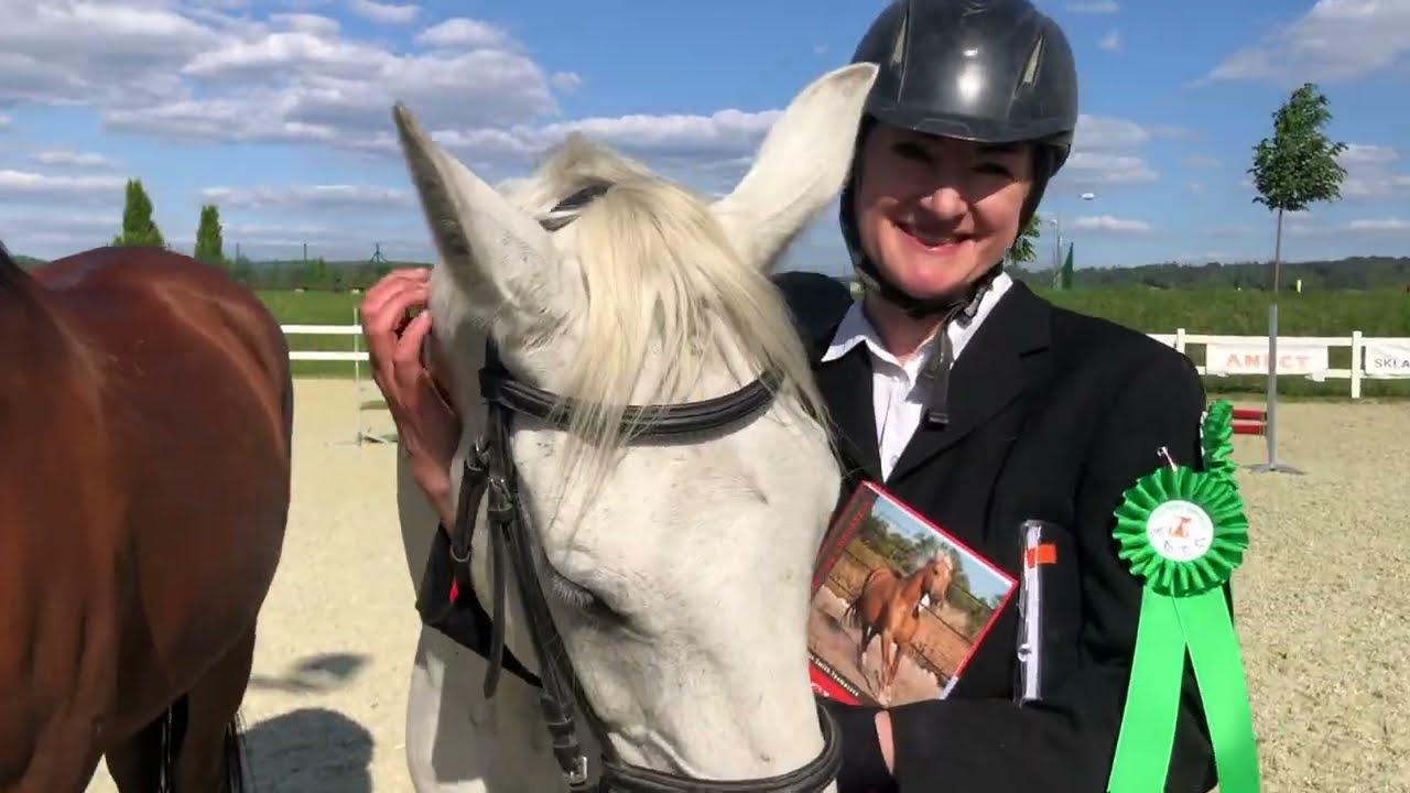 Mango a Korvín na parkuru v Drásově 🏇🏇Mango slaví narozeniny 18 let 🎉