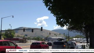 Dead trees being removed on West Broadway and Higgins in Missoula