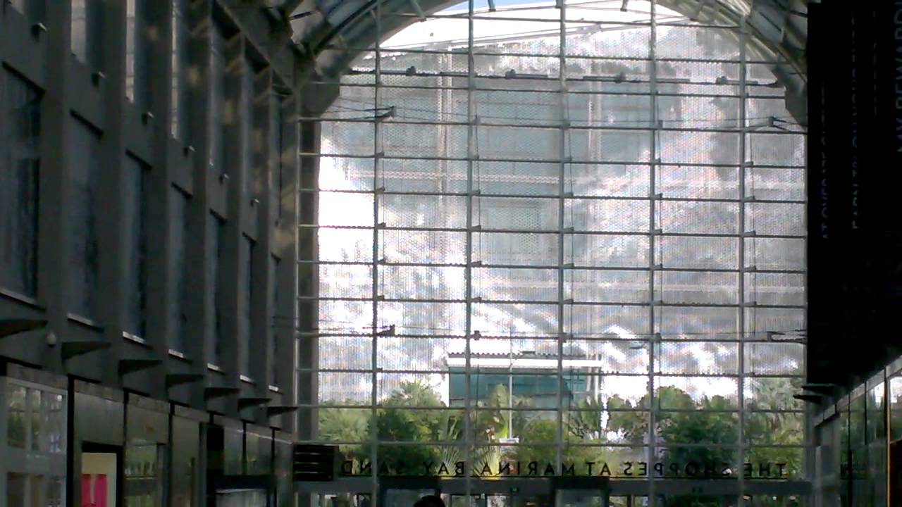 Wind Wall - beautiful look through shopping mall facade