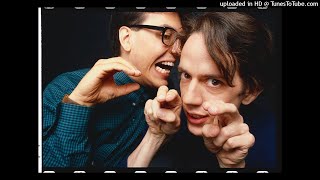 They Might Be Giants - Piece Of Dirt (Debut: 1987-12-31)