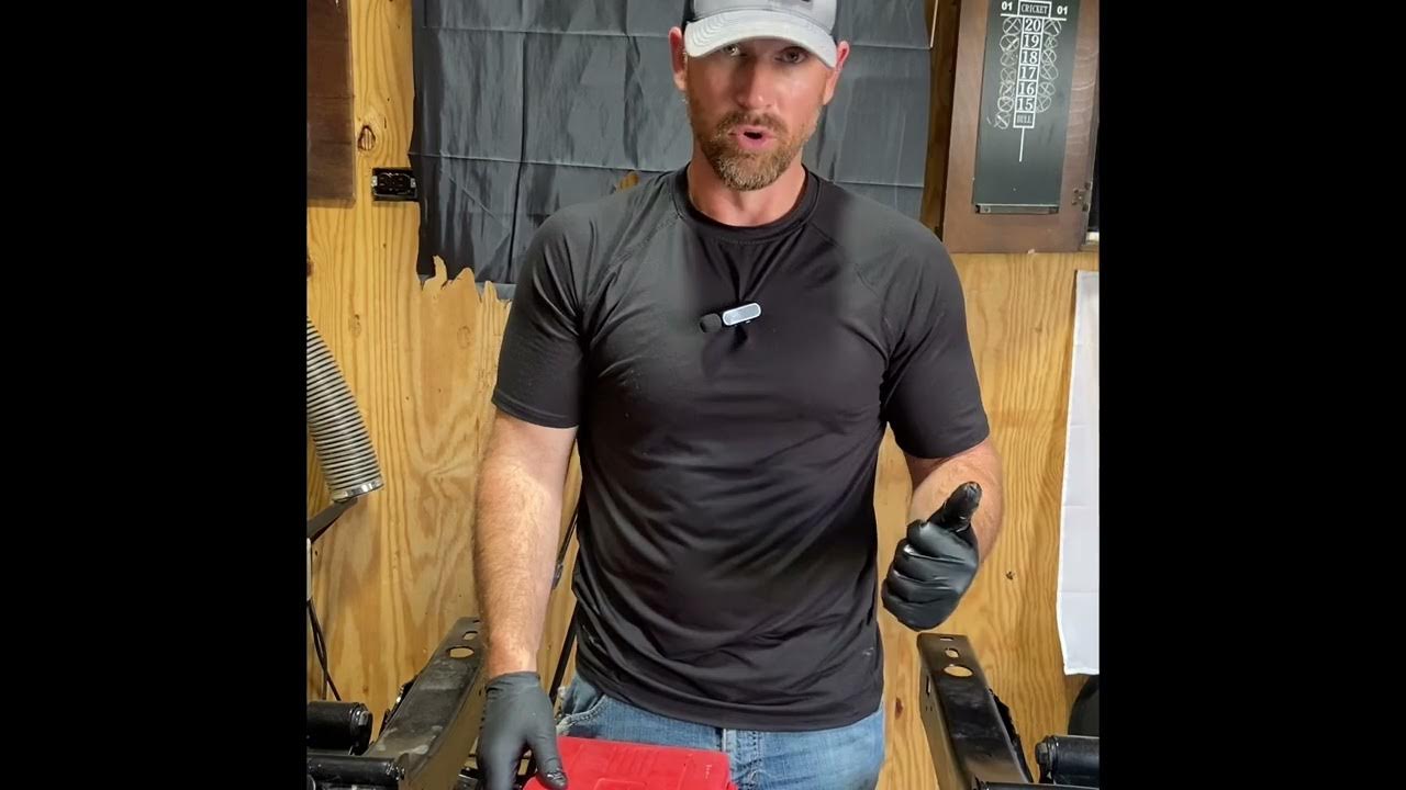 How to remove Stuck drain plug on Ford 9” Rear end YouTube