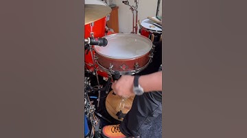 Have you ever dampened a snare drum like this? #shorts #short #tip #diy #hack #trick #drums #muffler