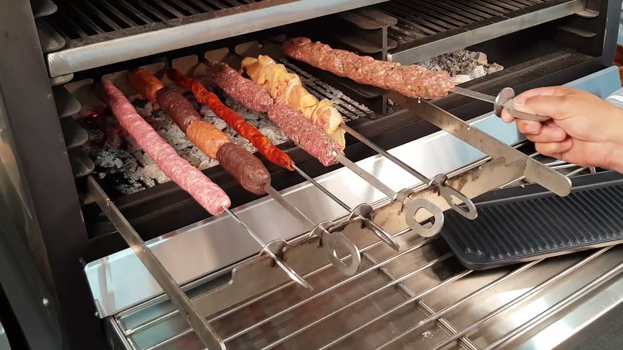 Porte brochettes pour barbecue avec 6 brochettes - Lacaverne du CHR