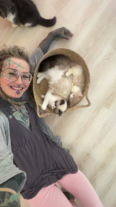 merge_A778C486-2297-49BB-BE3C-FE8DED90AE3D