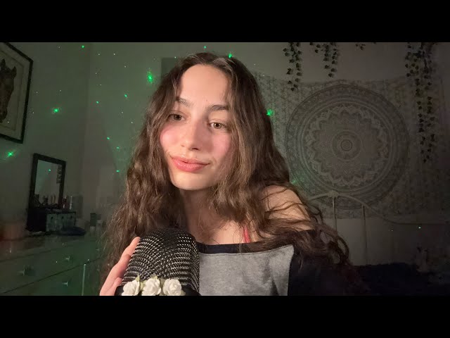 asmr mic rubbing + gentle rambles | 10 mins of relaxation!