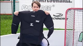 How to choose a floorball goalie protection vest?