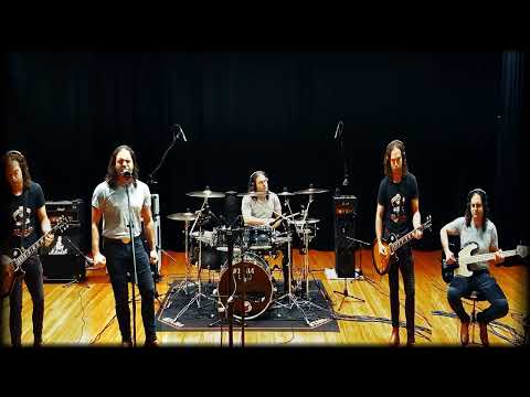 Guns N' Roses - Used To Love Her LIVE !!