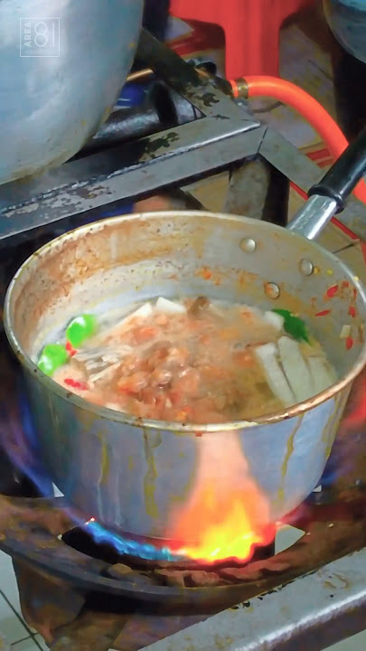 Aroi Diary in Banglamphu : EP.4Tom Yum Kung Banglamphu (Original)Recommend menu : Tom Yum Kung