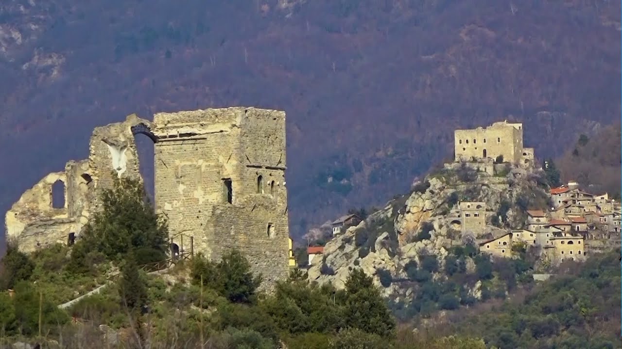 LIGURIA. Un giorno, un anno in val Neva.