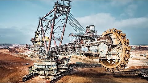 The Manufacturing Process of the World’s Largest Machine