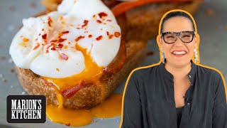 How To Perfectly Poach LOTSA Eggs All At Once 🙌💯🙌💯| Marion's Kitchen