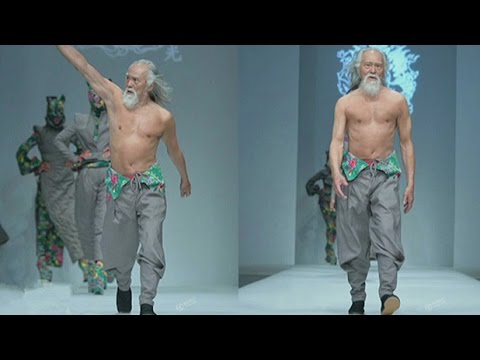 79 წლის მოდელი ჩინურ Fashion Week-ზე