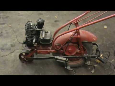 Video: That's A Miracle - A One-wheel Walk-behind Tractor From 1933 - Alternative View