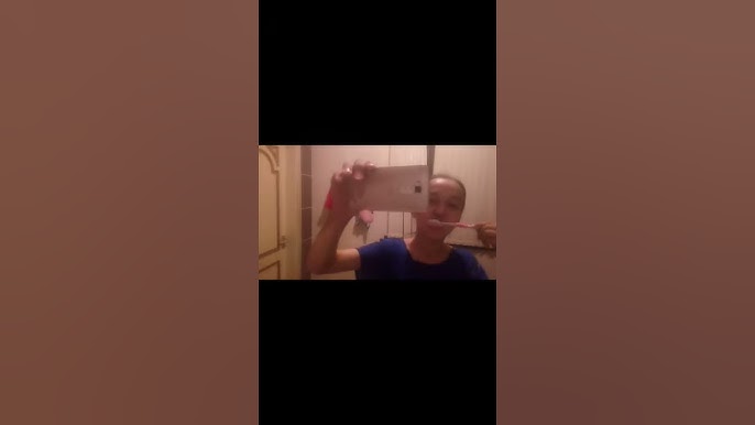 Украинадан онлайн порно Ол оның бетіне отырады, ол жалайды