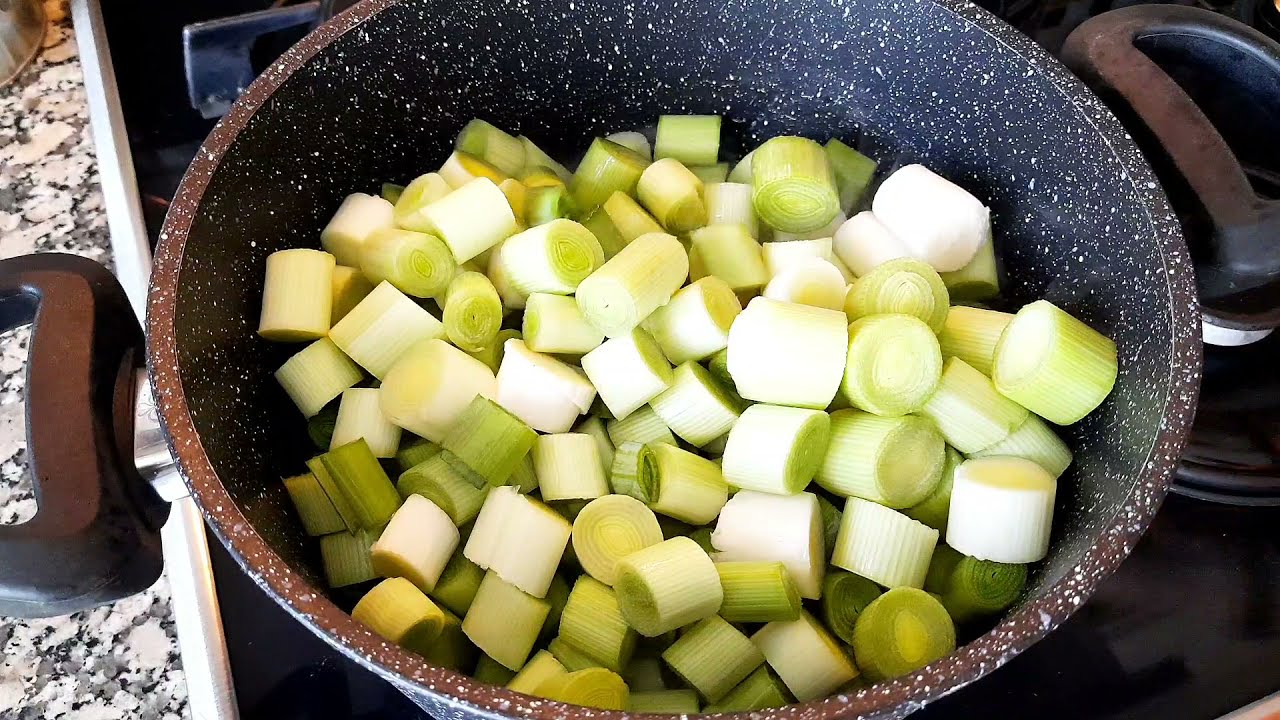 Pırasa Yemeği /Zeytinyağlı Pırasa Yemeği Tarifi Pırasa Yemeği /Zeytinyağlı Pırasa Yemeği Tarifi
