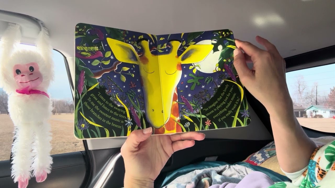 Let’s dance. 💃 🕺🦒 @antonijastefek 