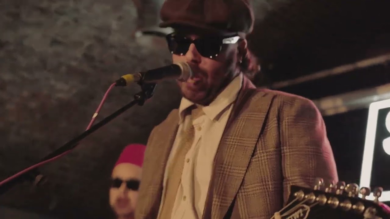 The Ovines - Ten Street Mile @ Signature Brew