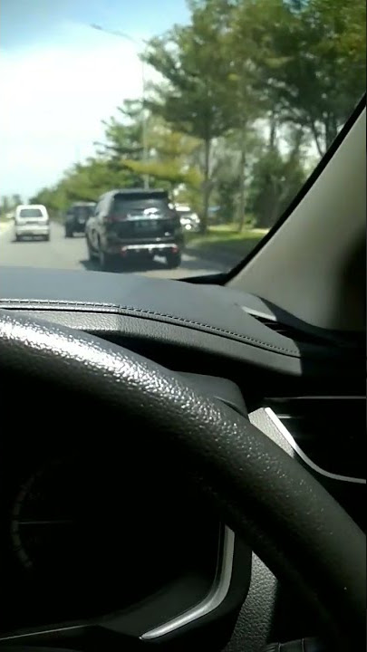 story'wa perjalanan siang hari naik mobil xpander #xpander #shotsvideo #shorts #subscribe