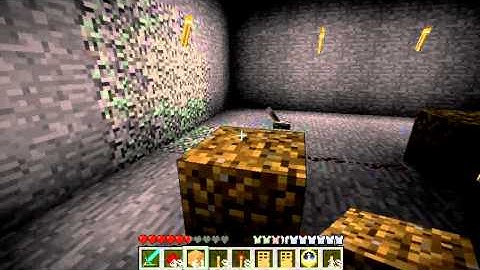 Minecraft XOR Gate Tutorial and Double Doors