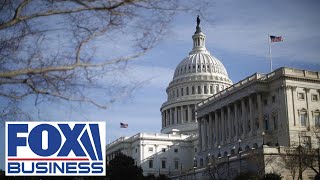 Jerome Powell answers questions in Senate hearing