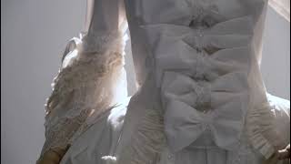 Dressing the Ball - Robe a’ la Francais