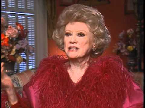 Phyllis Diller on Bob Hope - EMMYTVLEGENDS.ORG - YouTube