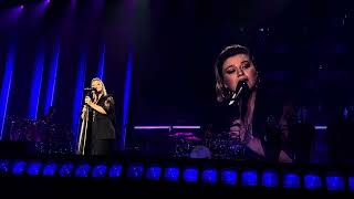 Kelly Clarkson Sober 8192023 Vegas