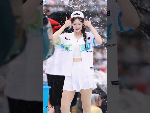 '아웃송에 물벼락이라니' 계유진 치어리더(Kye Yujin(桂裕眞)) #KT워터페스티벌 #260704 #치어리더 #계유진