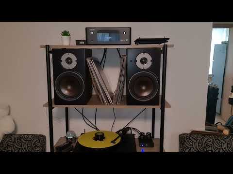 Pro-ject debut III+preamplifier