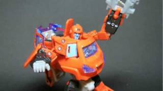 Universe 2.0 Ironhides gun deploying