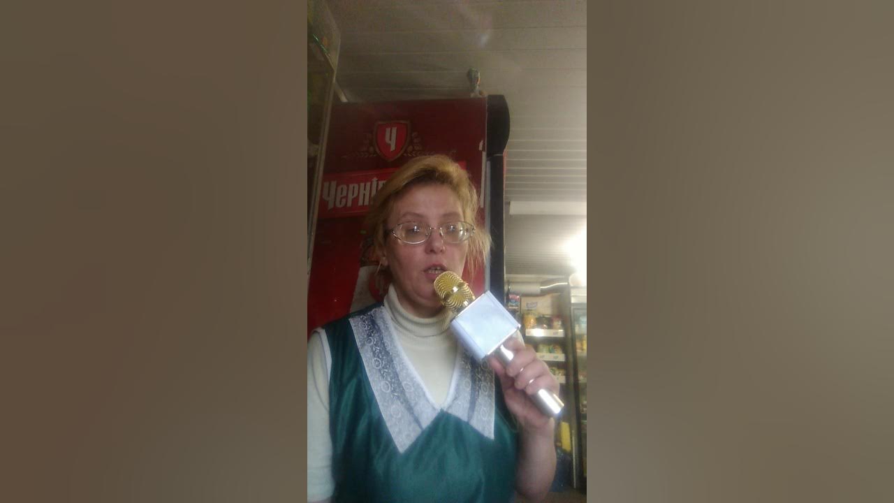 в малиновке заслышан. малиновка голосок песня. малиновка слова текст. малиновки заслышав голосок караоке. в малиновке заслышан.