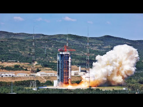 China blasts its first flat-panel comsat atop Long March-2D rocket