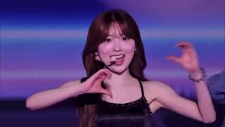 LOVE BEAT feat. NiziU / 西野カナ
