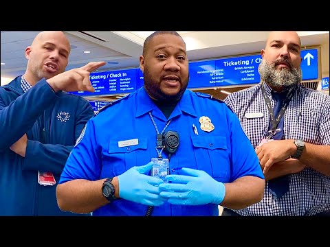 (Must See) TSA Agent Humiliation On Video!!! United States Of America Constitutional First Amendment
