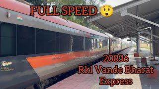 20836 Puri-Rourkela Vande Bharat slowly crosses panposh#train#railway#youtube#shorts#trending#iphone