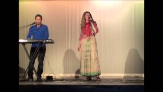 Mireille En Richard Zingen En Spelen Op Talentvol Mariahoeve 2012