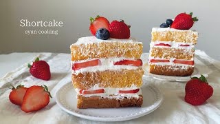 材料3つ！ホットケーキミックスで作れる！苺のショートケーキ作り方 Shortcake 케잌