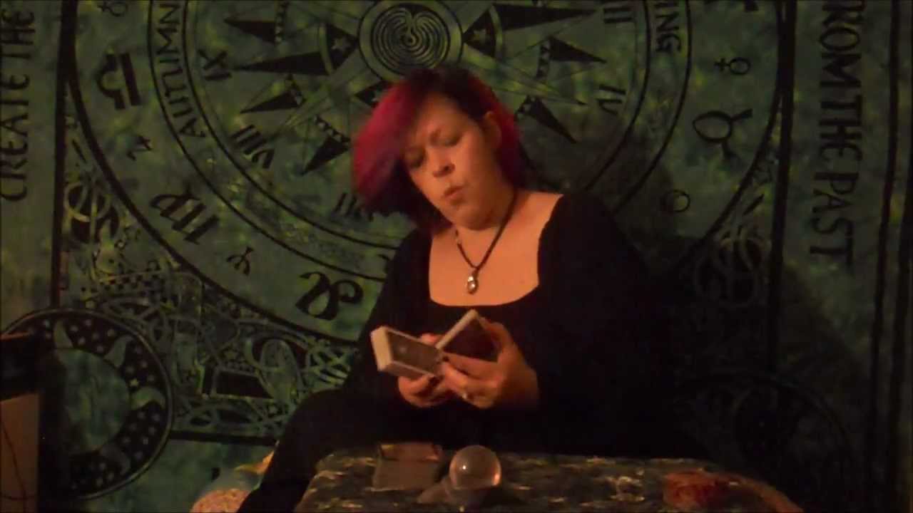 How do Tarot Cards work, anyway? Tips for Teaching Yourself Tarot YouTube