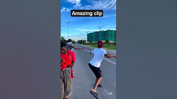 Funny Video Waxaa Ku Haboon Tuug Oo Idil In Sidaan Loo Galo Somalia Funny Comedy Likes 