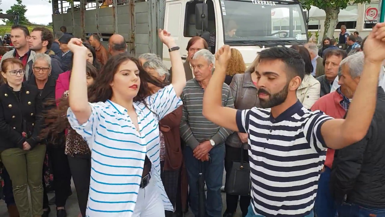 ⚫ Tanta Beleza Junta a Dançar o  Vira 