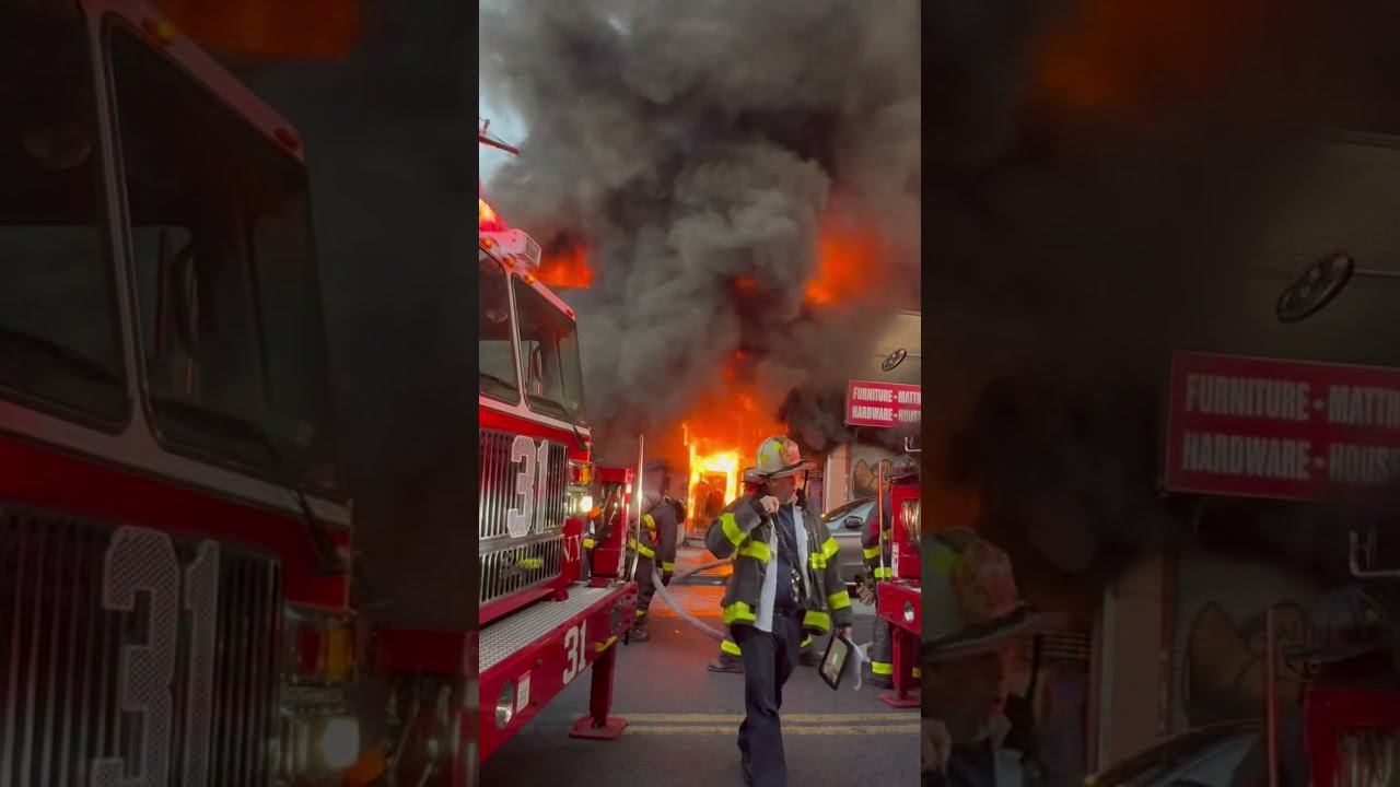 Bronx 4-Alarm Taxpayer Fire - 3033 3rd Ave #fdny #fire #firefighter #bronx #news