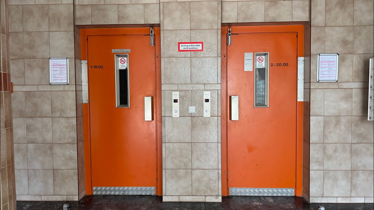 1965 Mod Schmitt + Sohn Aufzug in einem Wohnhochhaus in Nürnberg