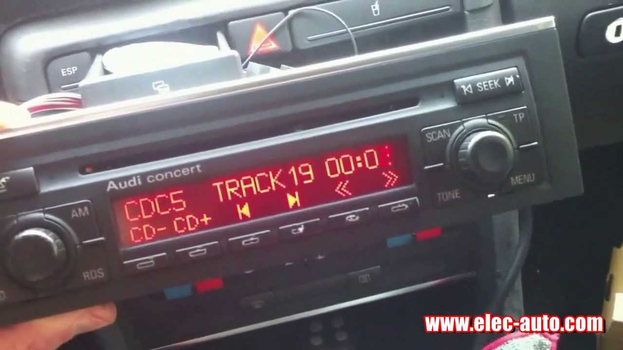 Lire des MP3 sur clé USB ou carte SD avec l'autoradio d'origine - Audi  Concert 2 - YouTube