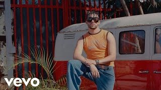 Me Usa - Bad Bunny x Myke Towers (Music Video)